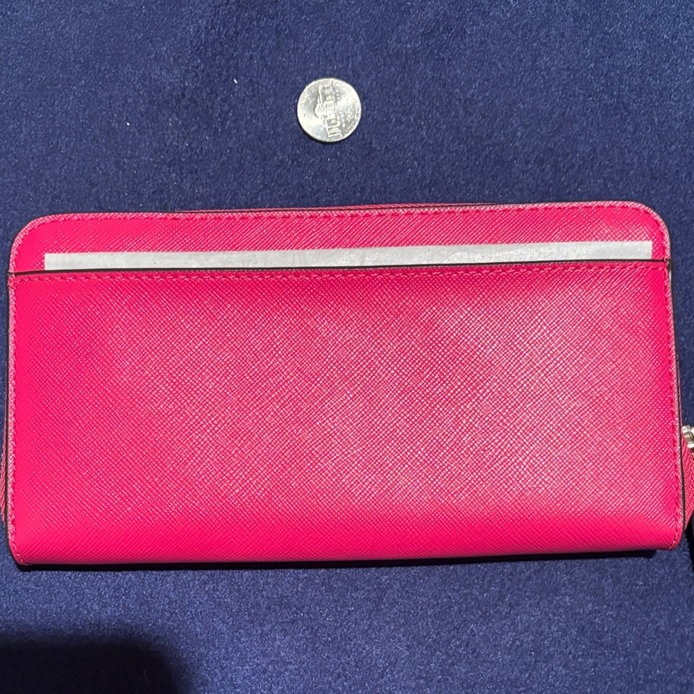 kate spade bright pink zip-around saffiano wallet with gold logo - Picture 2 of 3